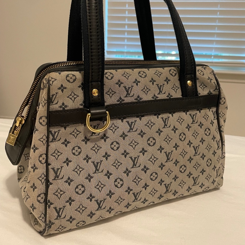 Louis Vuitton Monogram Josephine Women Bag